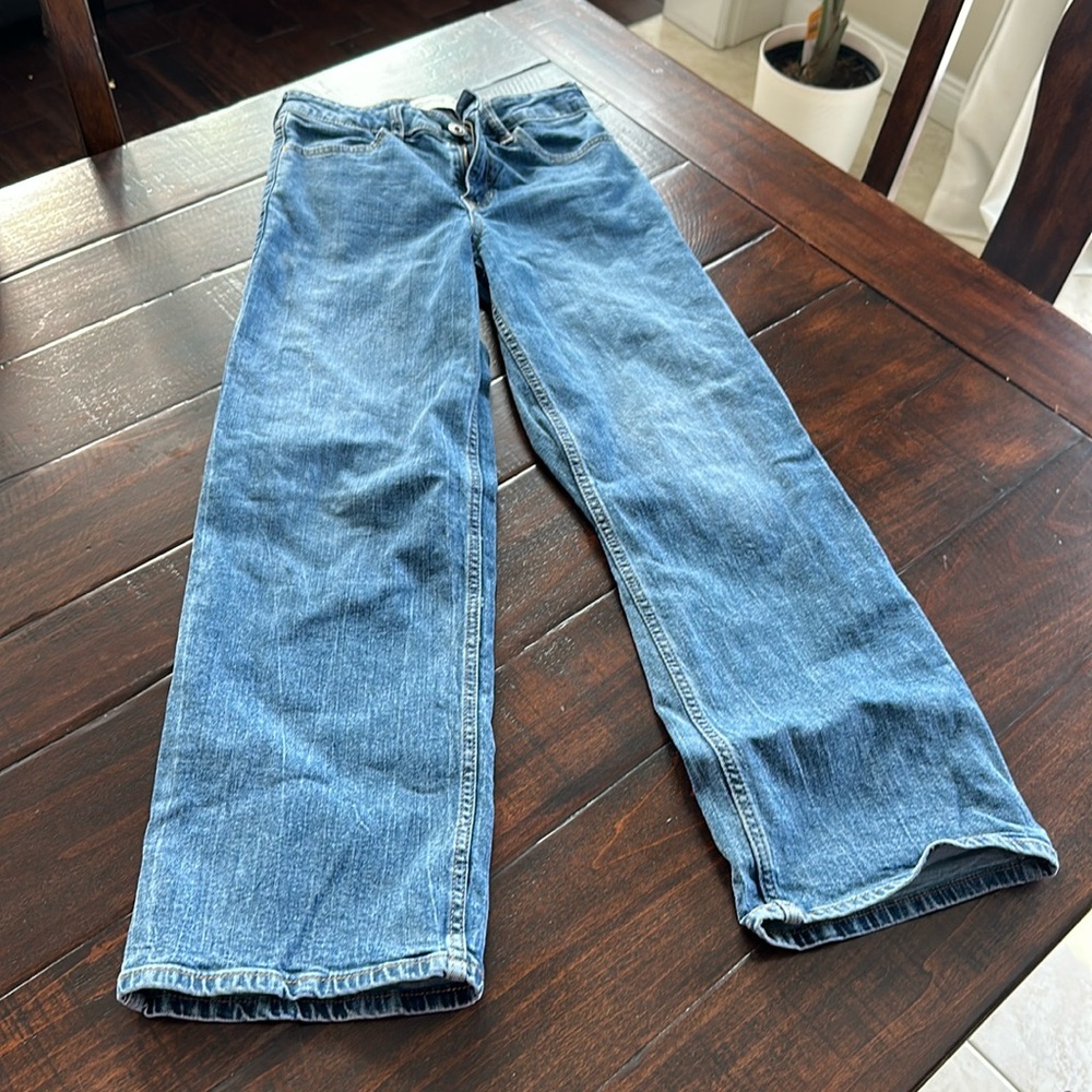Abercrombie kids girls’ high-rise wide leg jeans. Size 13/14. Great condition.